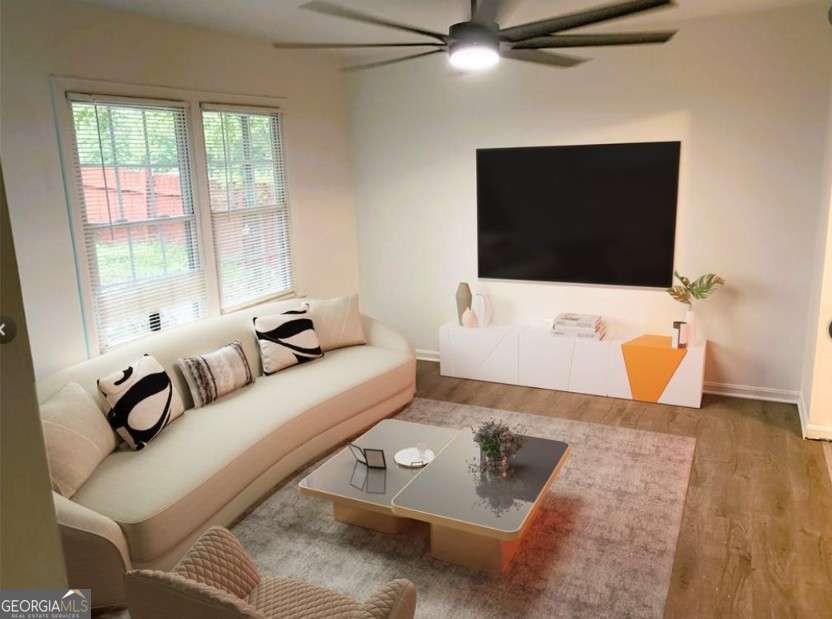 3 bedroom, 1 bathroom, 834 sq ft single family residence for sale at 1551 Ferno Drive, Atlanta, GA 30318 — photo 3