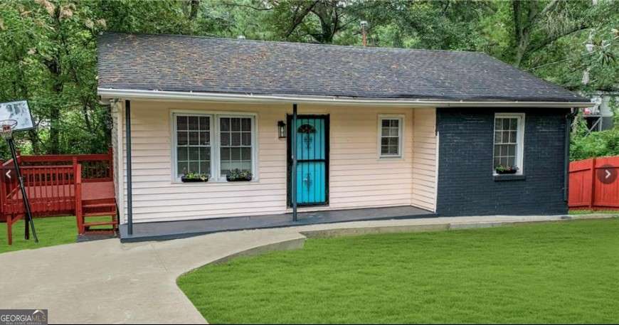 3 bedroom, 1 bathroom, 834 sq ft single family residence for sale at 1551 Ferno Drive, Atlanta, GA 30318