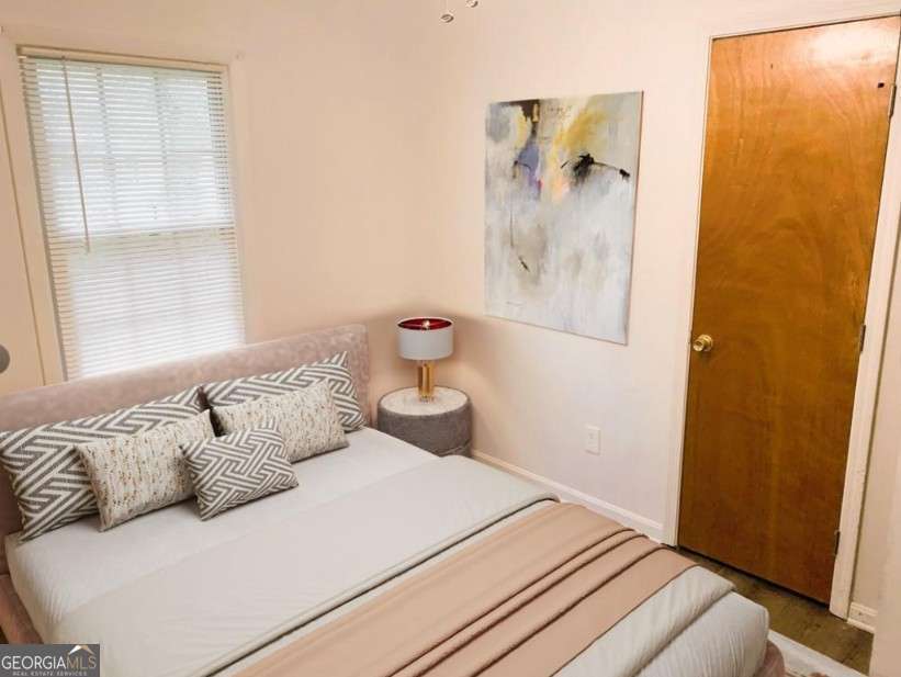 3 bedroom, 1 bathroom, 834 sq ft single family residence for sale at 1551 Ferno Drive, Atlanta, GA 30318 — photo 9