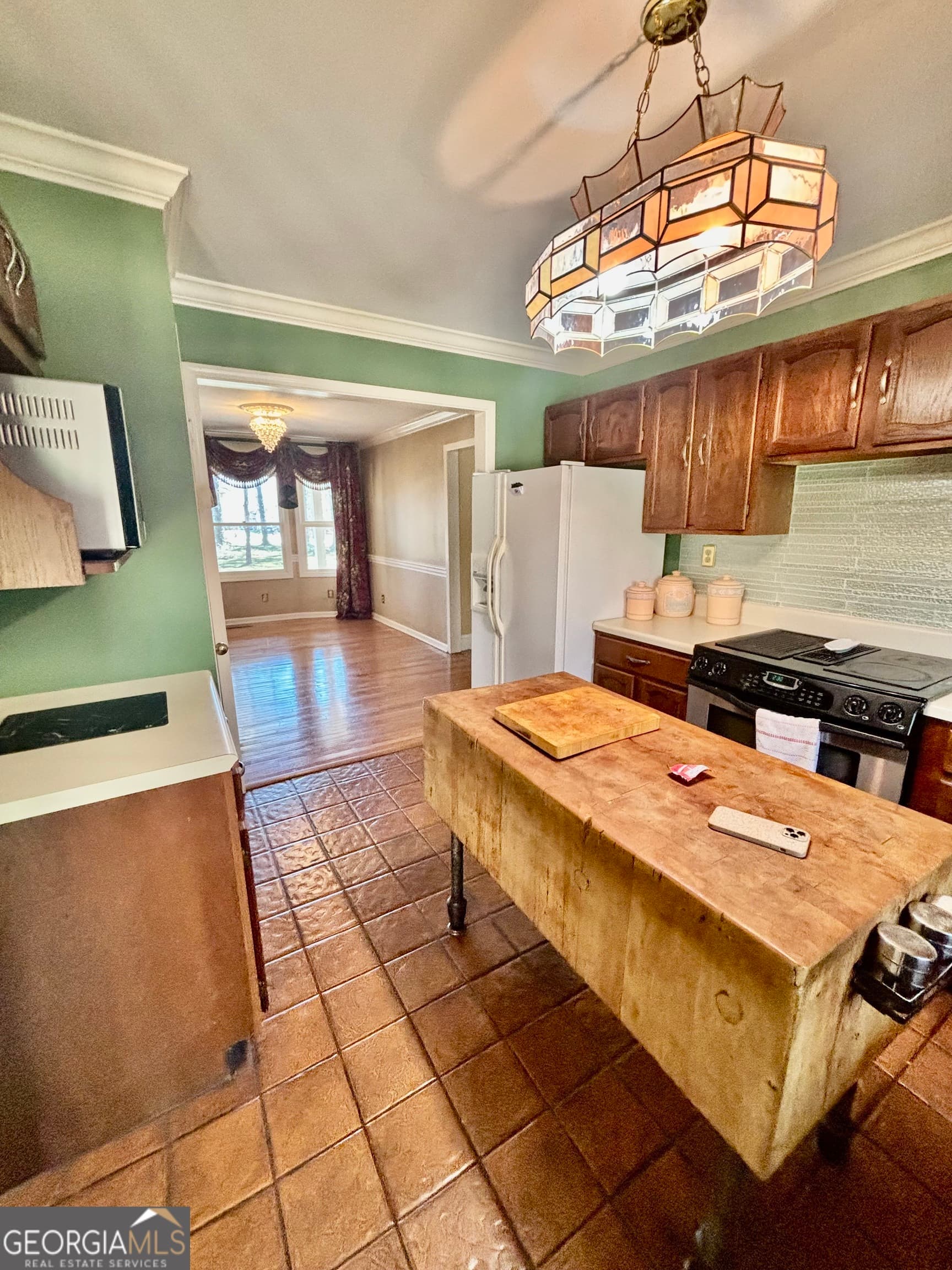 3 bedroom, 3.5 bathroom, 3,768 sq ft single family residence for sale at 230 White Road, Fayetteville, GA 30214 — photo 9
