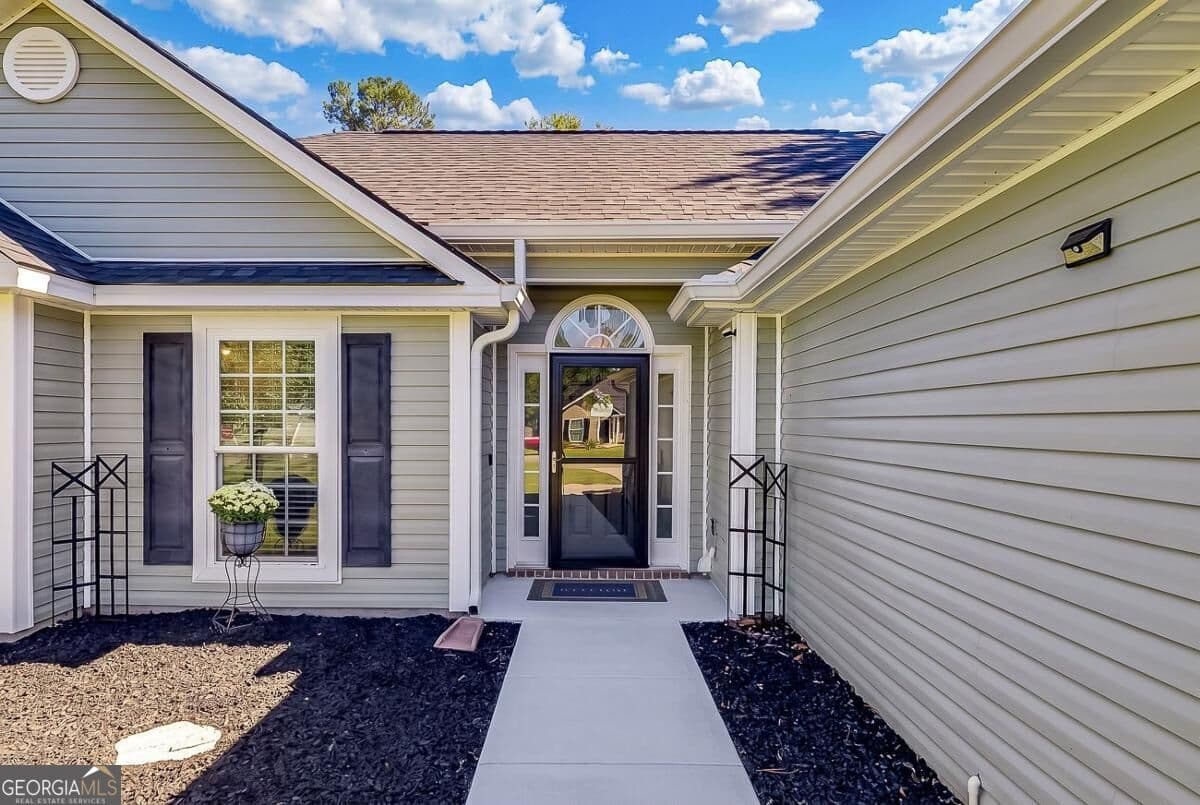 3 bedroom, 2 bathroom, 1,426 sq ft single family residence under contract at 145 Abigail Circle, Ellabell, GA 31308 — photo 3
