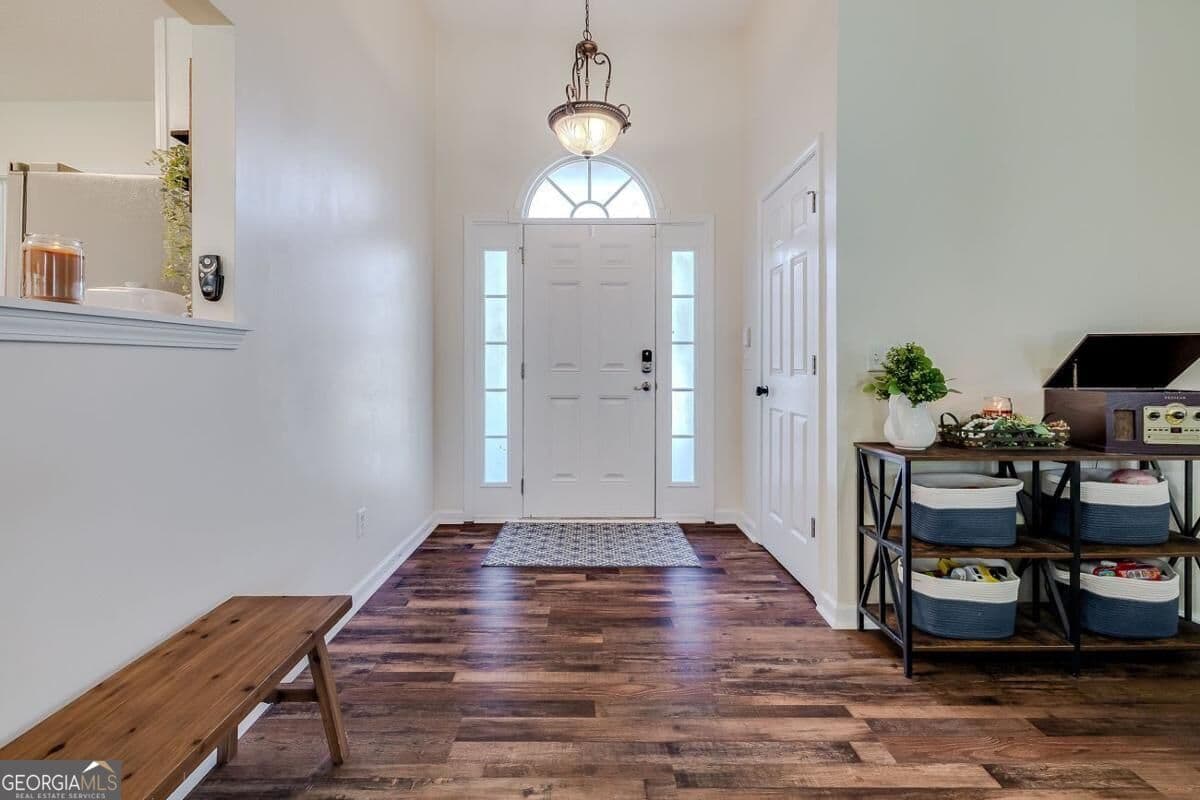 3 bedroom, 2 bathroom, 1,426 sq ft single family residence under contract at 145 Abigail Circle, Ellabell, GA 31308 — photo 4