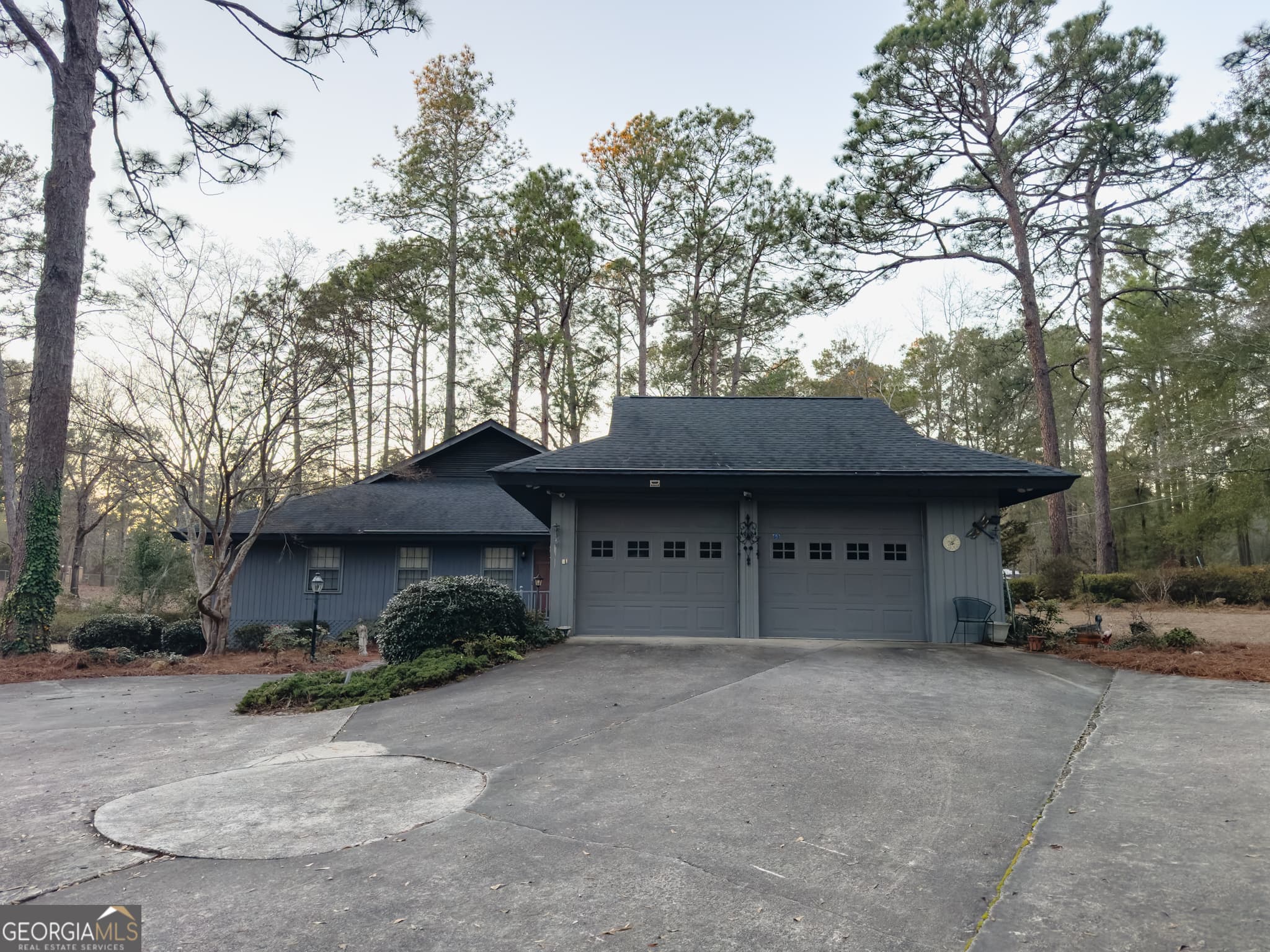 3 bedroom, 2 bathroom, 2,584 sq ft single family residence for sale at 935 Odom Street, Millen, GA 30442 — photo 3