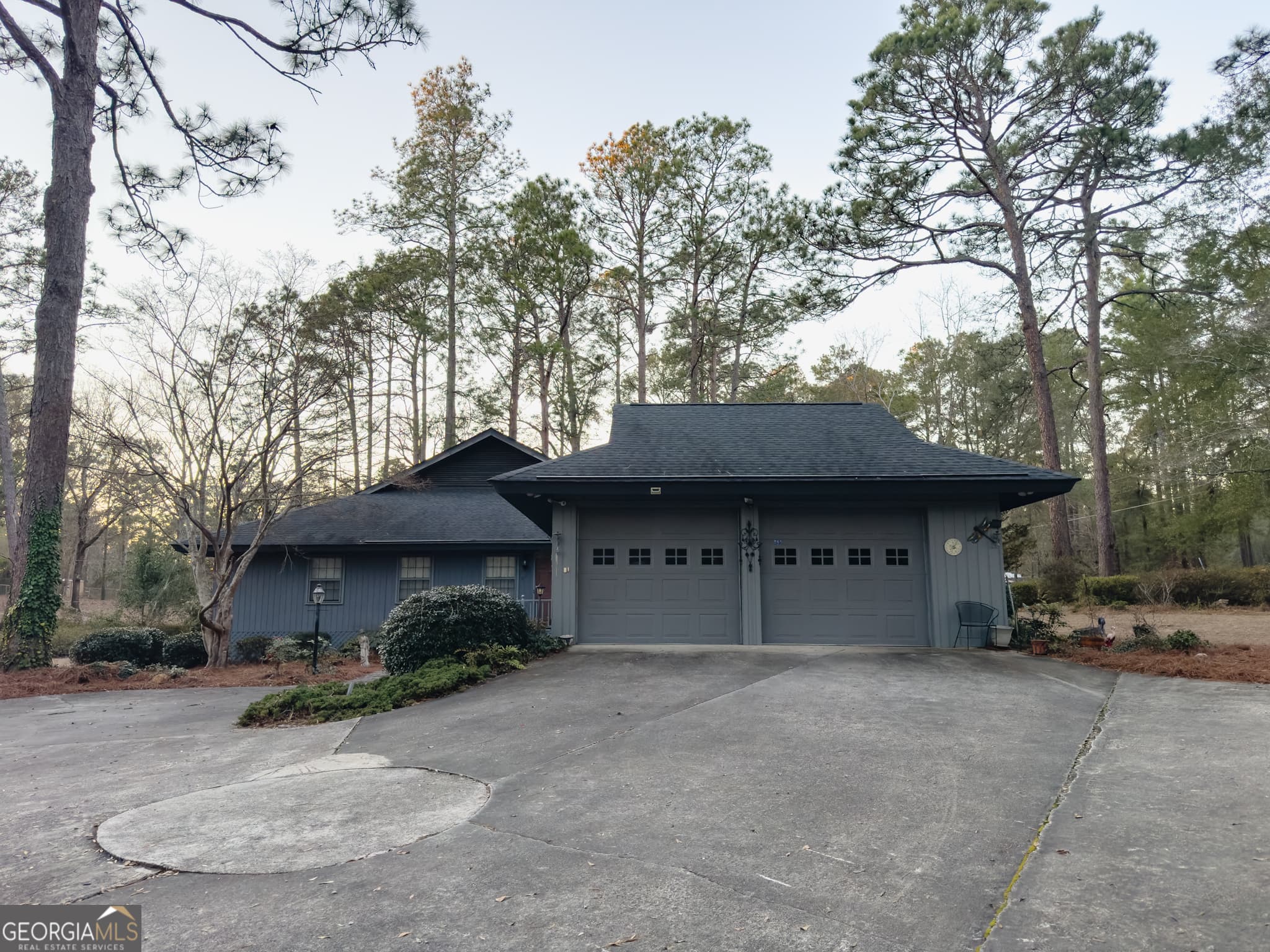 3 bedroom, 2 bathroom, 2,584 sq ft single family residence for sale at 935 Odom Street, Millen, GA 30442 — photo 4