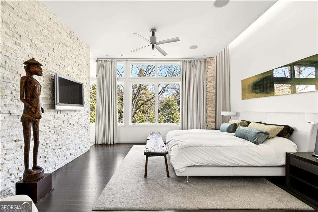 3 bedroom, 2.5 bathroom, 3,397 sq ft single family residence for rent at 292 9th Street, Atlanta, GA 30309 for $30,000 a month — photo 5