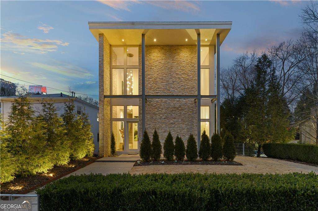 3 bedroom, 2.5 bathroom, 3,397 sq ft single family residence for rent at 292 9th Street, Atlanta, GA 30309 for $30,000 a month — photo 10