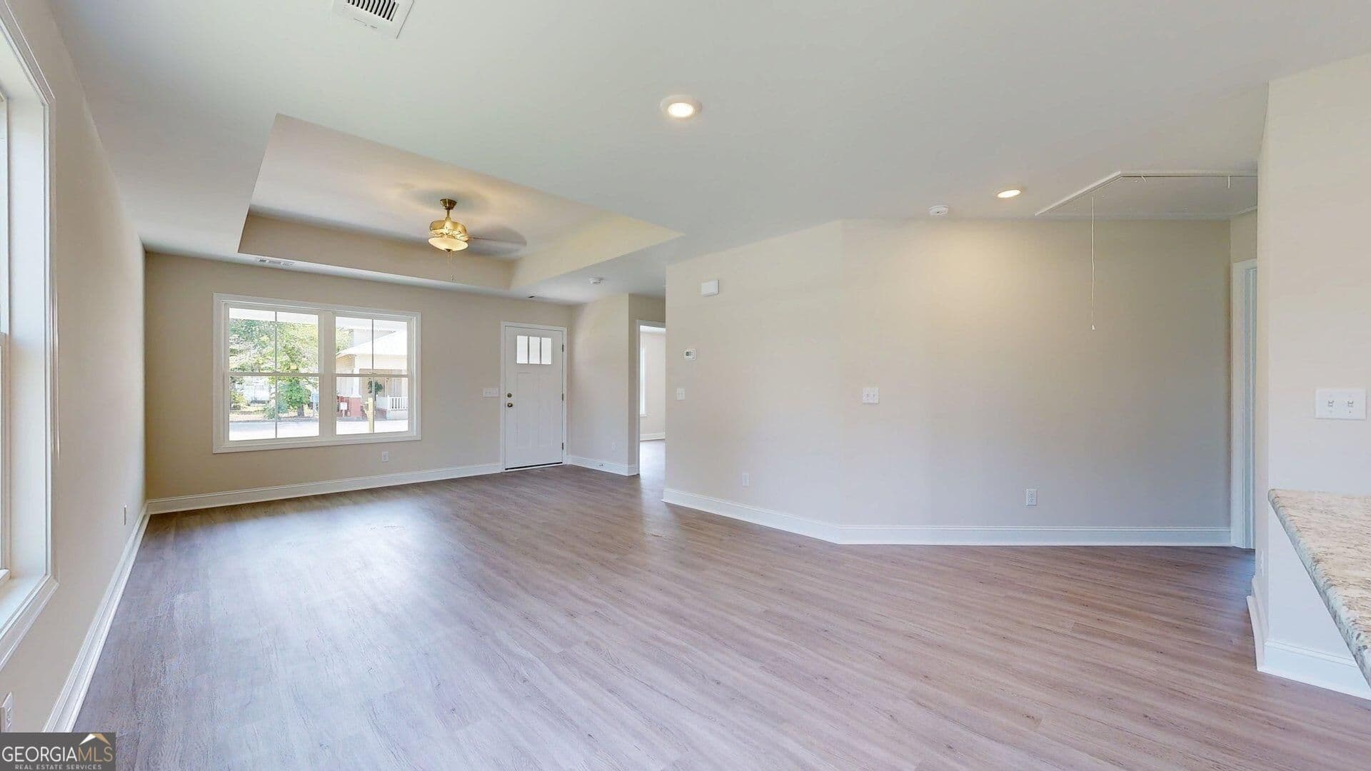 3 bedroom, 2 bathroom, 1,241 sq ft single family residence for rent at 2 N Roundtree Street, Statesboro, GA 30458 for $1,675 a month — photo 3