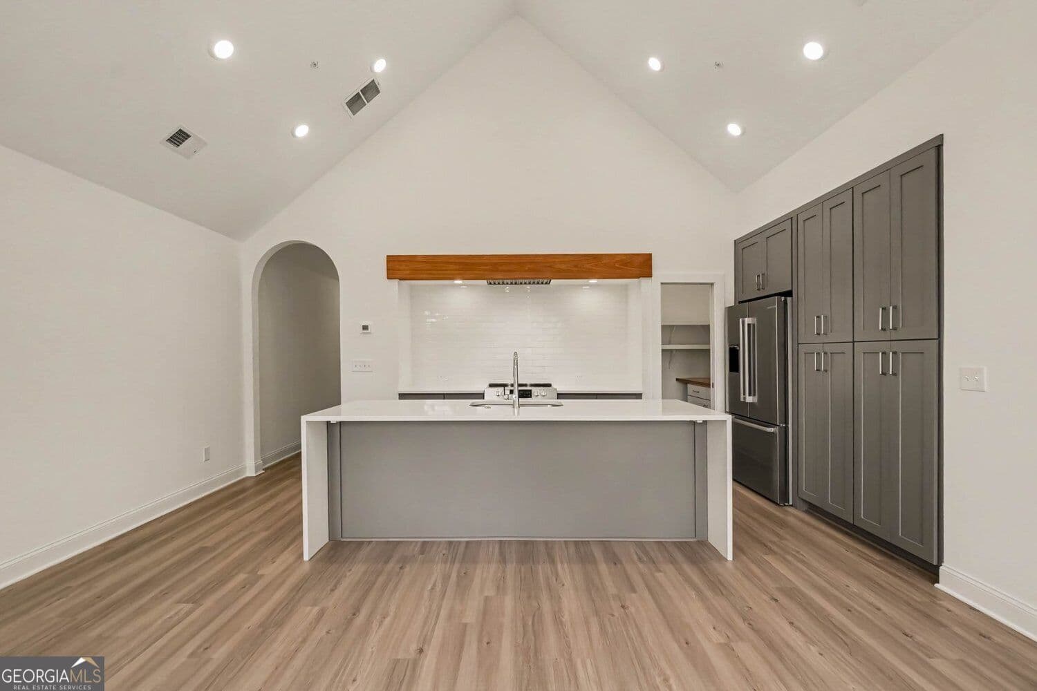 2 bedroom, 2.5 bathroom, 1,850 sq ft townhouse for rent at 409 Burgundy Way, Woodstock, GA 30188 for $3,500 a month — photo 8