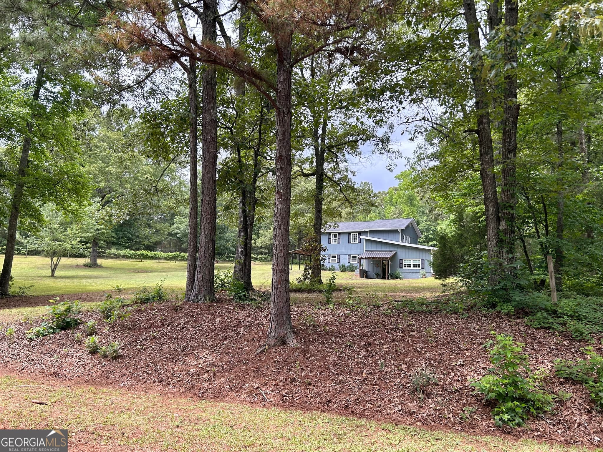 3 bedroom, 3 bathroom, 2,319 sq ft single family residence sold at 235 Oak Hill Circle, Covington, GA 30016