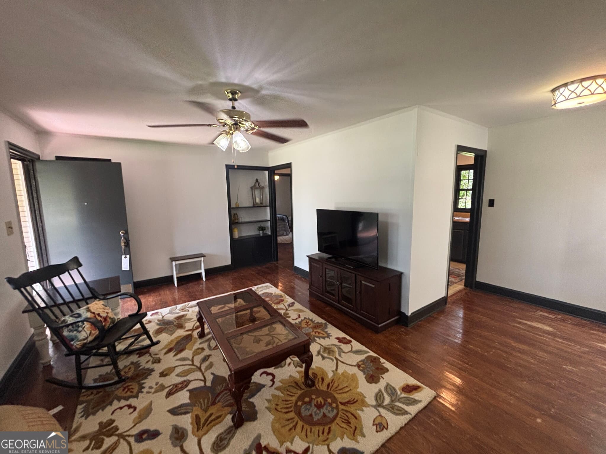 3 bedroom, 1.5 bathroom, 1,188 sq ft single family residence for sale at 110 Peter Street, Cochran, GA 31014 — photo 6