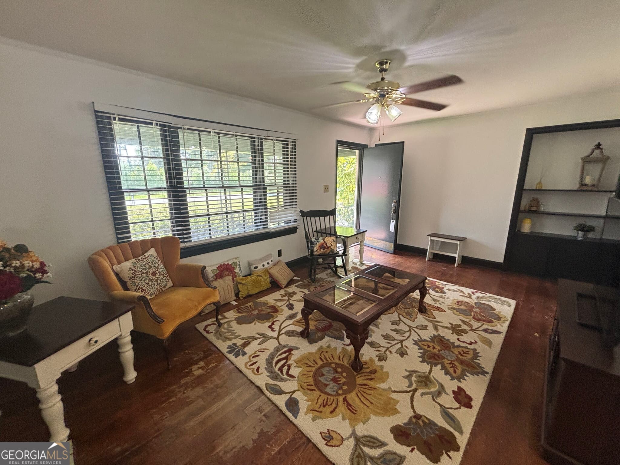 3 bedroom, 1.5 bathroom, 1,188 sq ft single family residence for sale at 110 Peter Street, Cochran, GA 31014 — photo 5