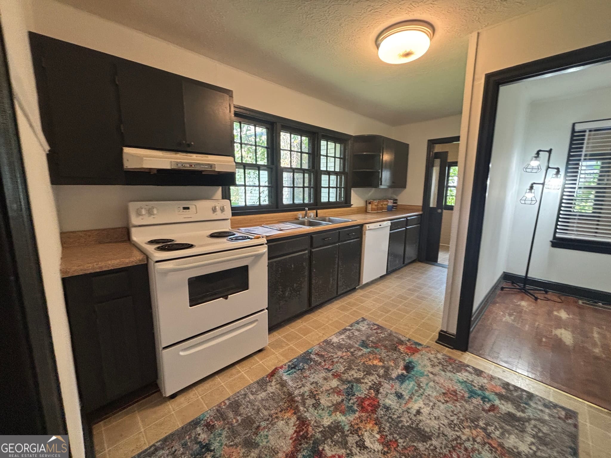 3 bedroom, 1.5 bathroom, 1,188 sq ft single family residence for sale at 110 Peter Street, Cochran, GA 31014 — photo 10