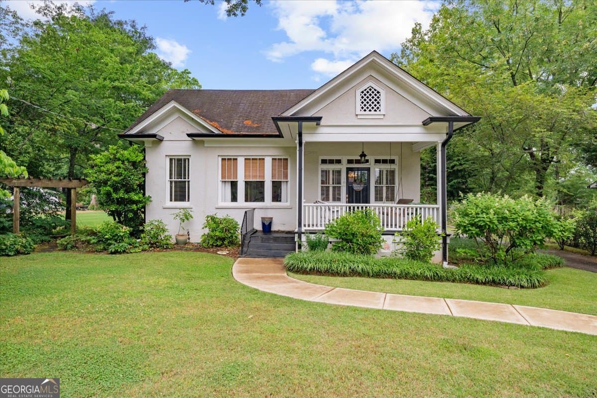 3 bedroom, 3 bathroom, 2,268 sq ft single family residence sold at 106 Westmore Road, Rome, GA 30165