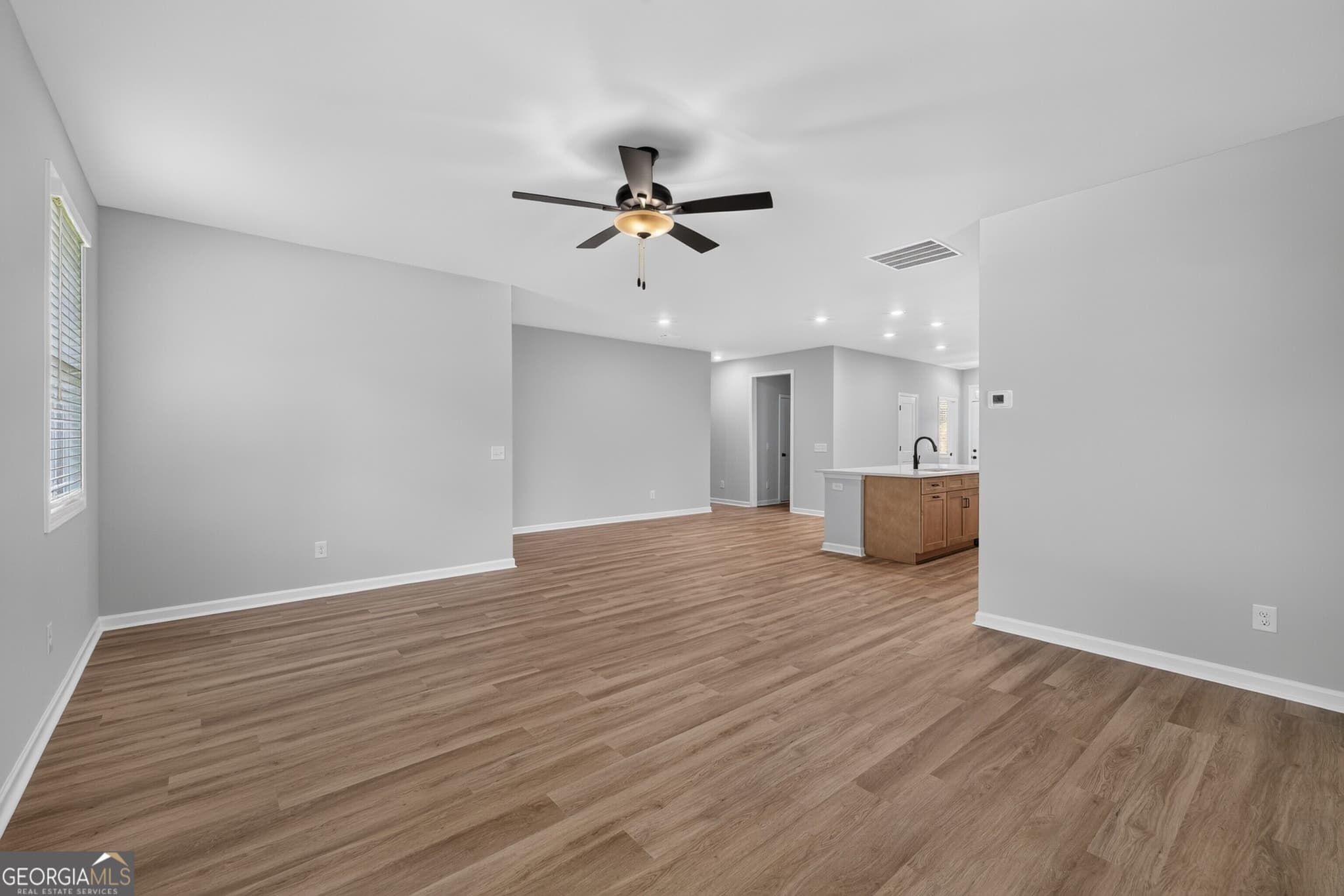 4 bedroom, 2.5 bathroom, 2,225 sq ft single family residence for sale at 144 Eagles Crest Drive, Commerce, GA 30529 — photo 9