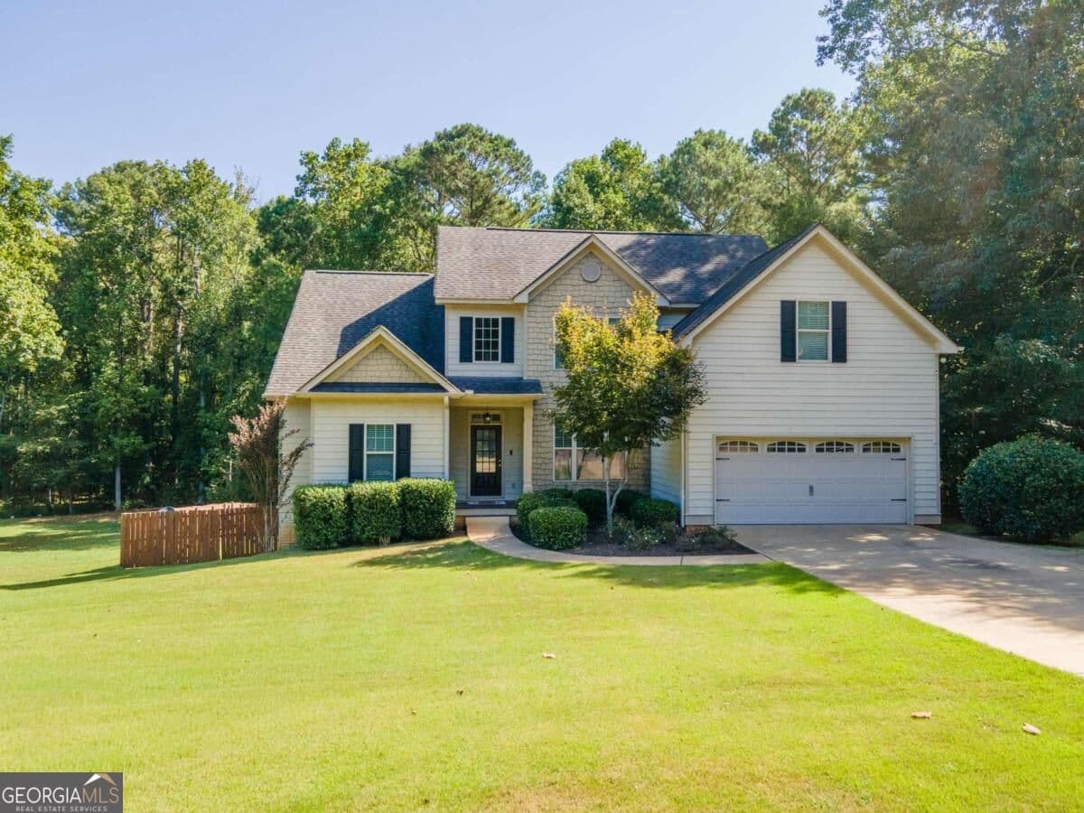 5 bedroom, 3.5 bathroom, 3,863 sq ft single family residence for sale at 108 Hidden Springs Drive, Lagrange, GA 30240 — photo 1 of 51
