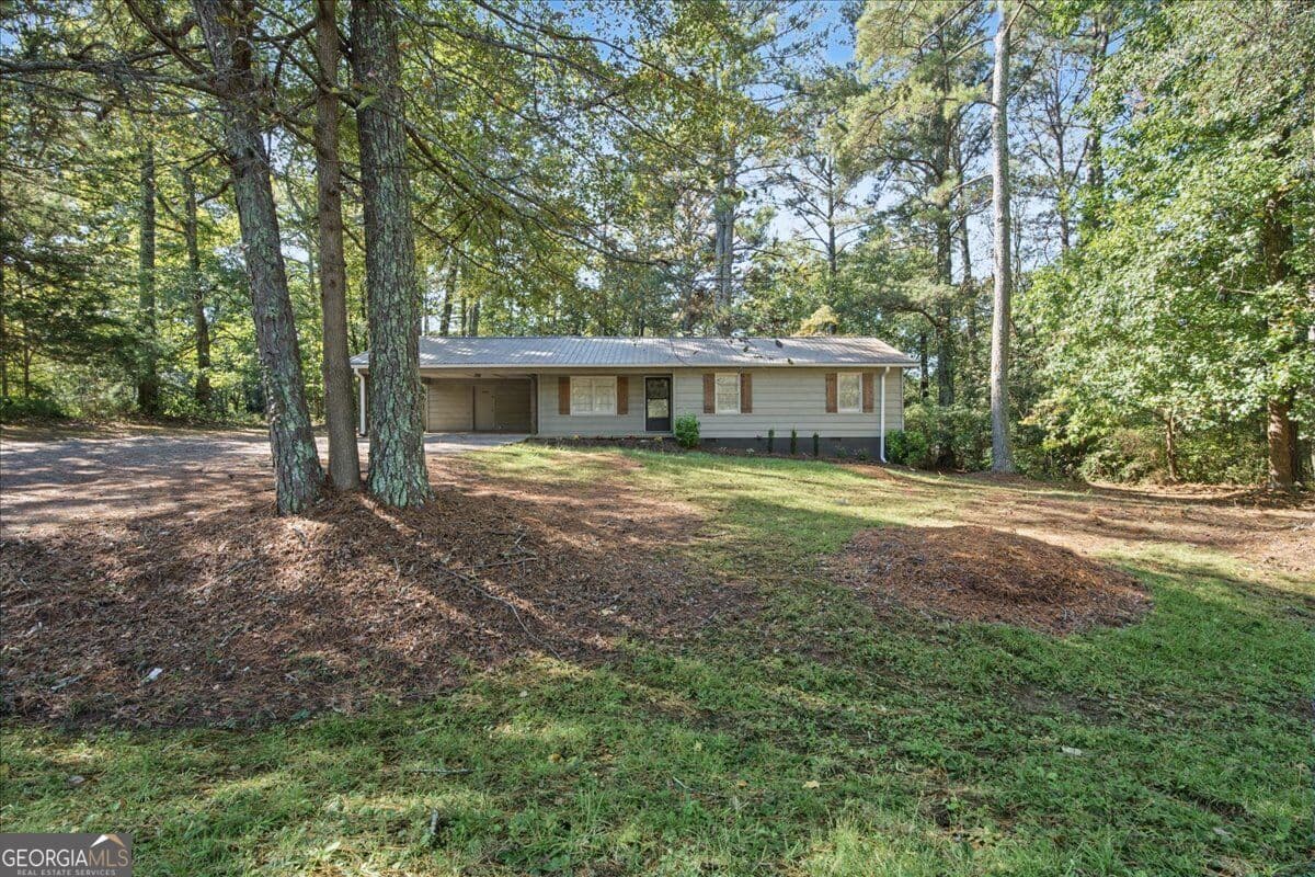 3 bedroom, 2 bathroom, 1,544 sq ft single family residence for sale at 1537 Georgia Avenue, Bremen, GA 30110 — photo 3