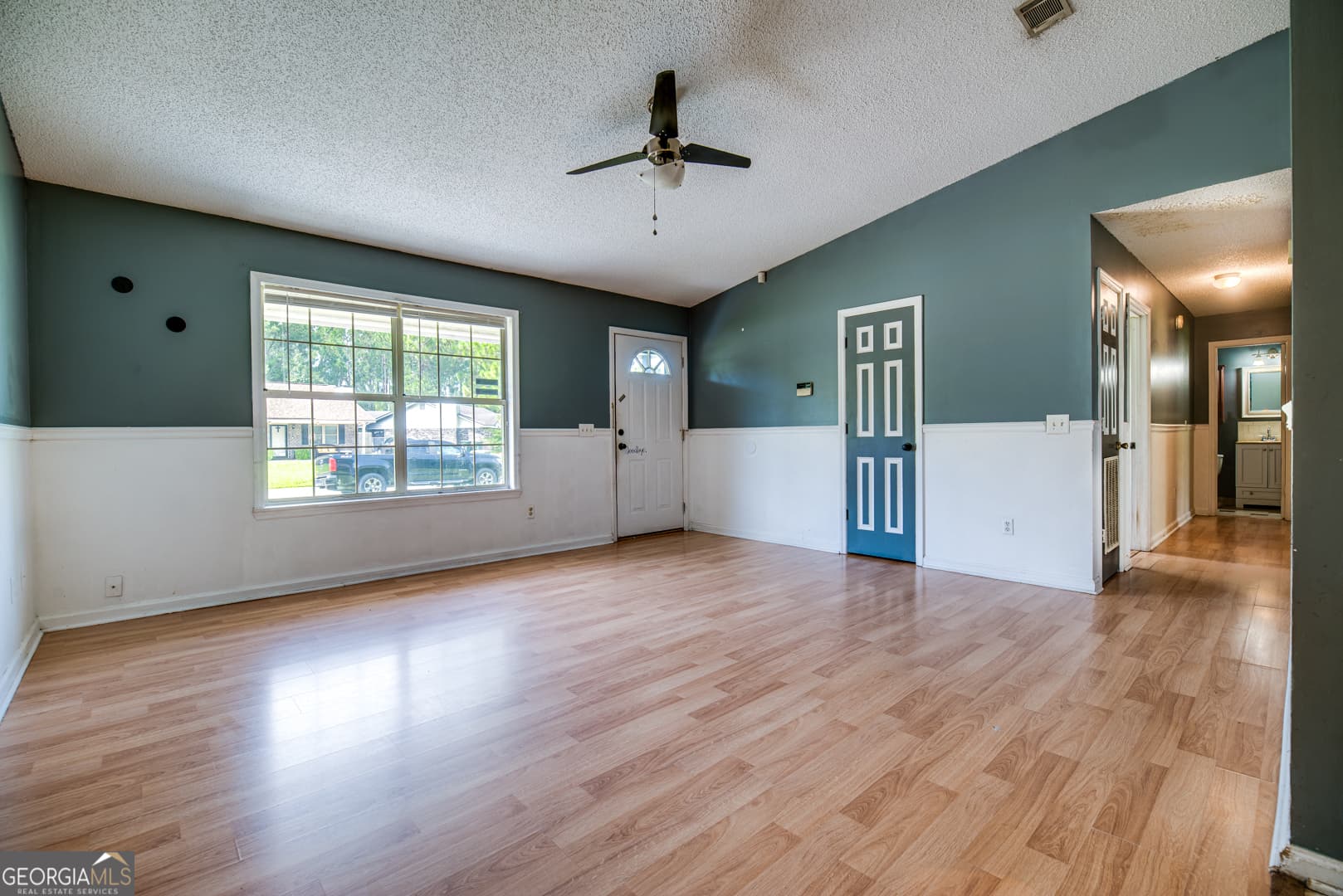 3 bedroom, 2 bathroom, 1,240 sq ft single family residence for sale at 1076 Desert Shield Street, Hinesville, GA 31313 — photo 10