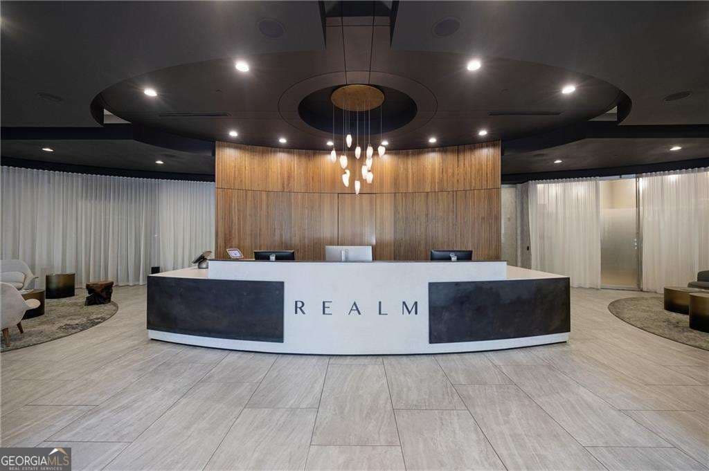 2 bedroom, 2 bathroom, 1,223 sq ft condominium for sale at 3324 Peachtree Road 1101, Atlanta, GA 30326 — photo 3