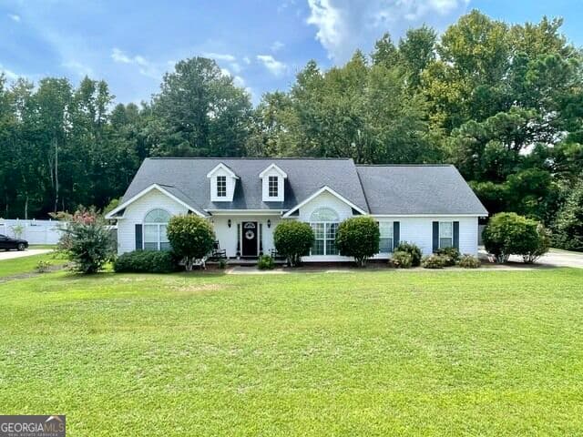 3 bedroom, 2 bathroom, 1,675 sq ft single family residence for sale at 1813 N Leah Lane, Statesboro, GA 30461 — photo 4