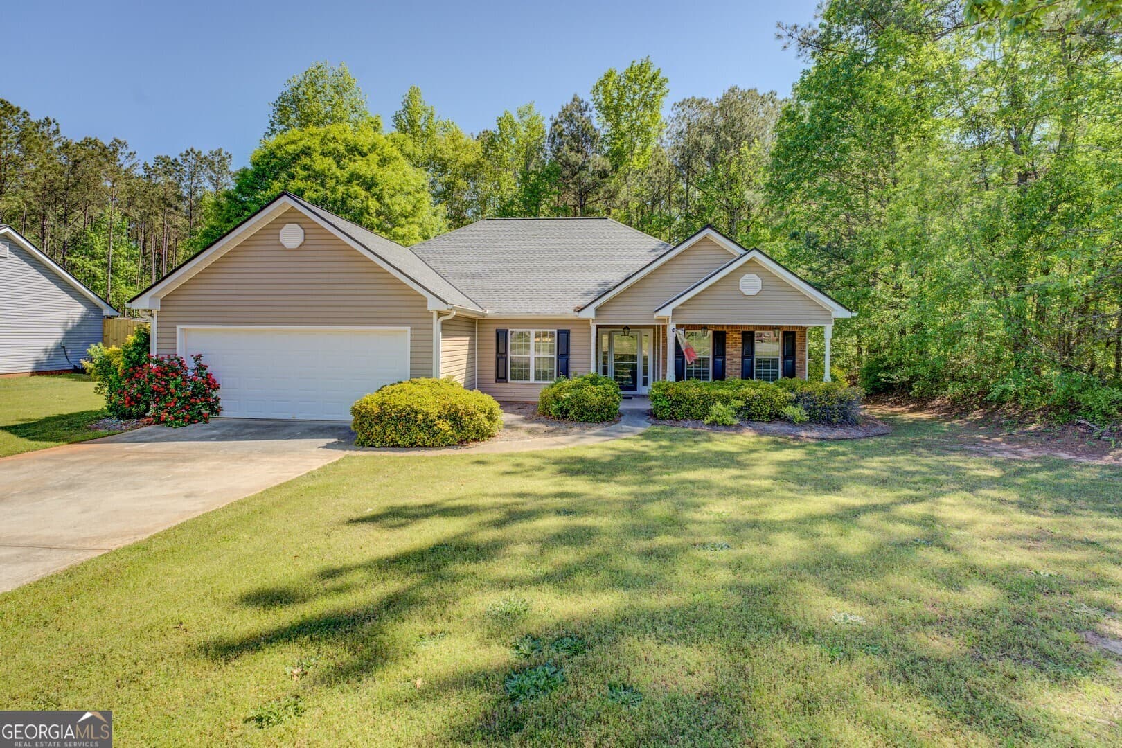3 bedroom, 2 bathroom, 1,794 sq ft single family residence sold at 1361 STAG RUN Drive, Mansfield, GA 30055