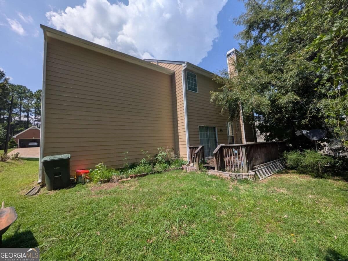4 bedroom, 2.5 bathroom, 2,539 sq ft single family residence for sale at 2306 Holden Way, Kennesaw, GA 30144 — photo 4