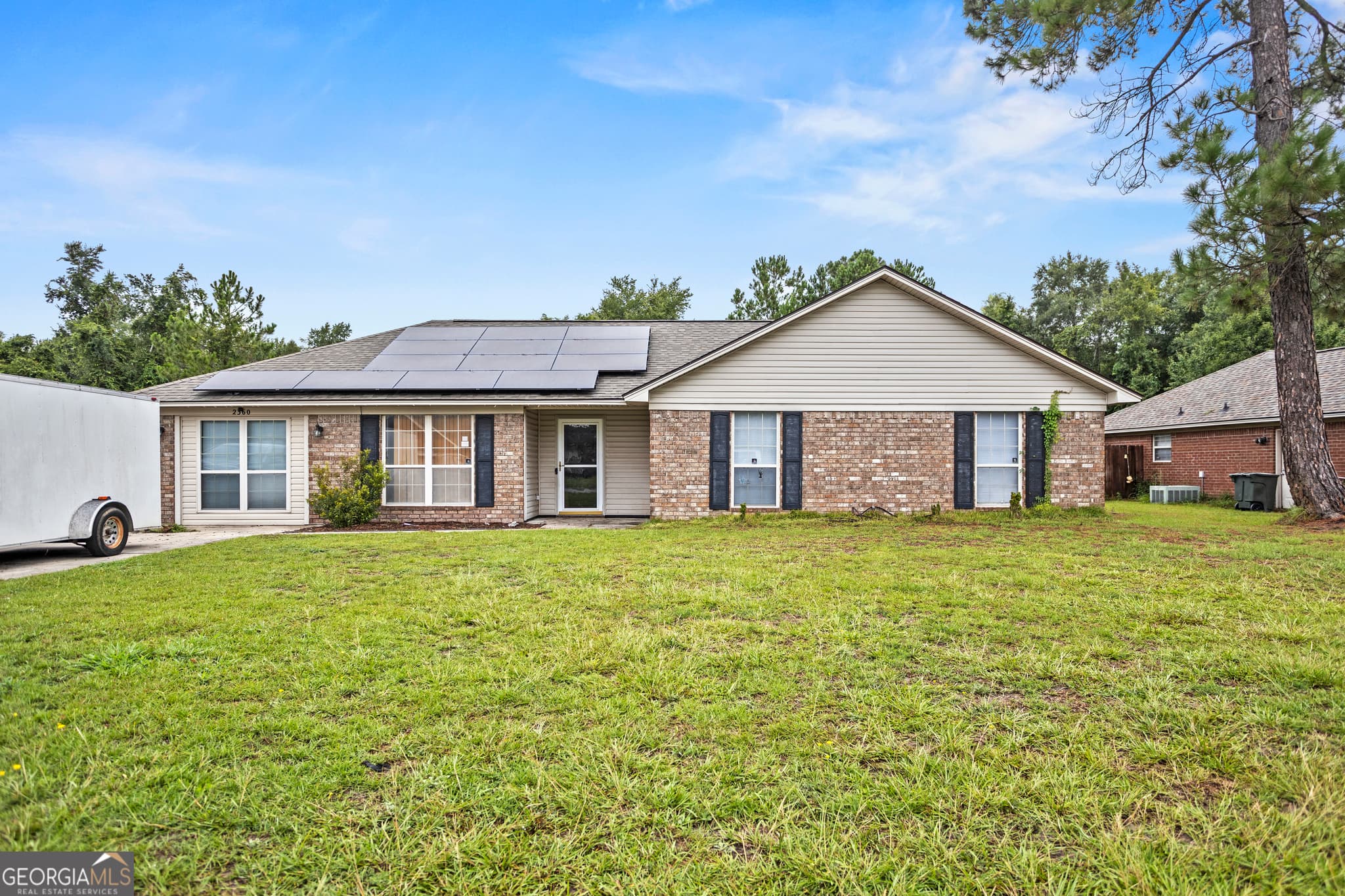 3 bedroom, 2 bathroom, 1,882 sq ft single family residence for sale at 2360 Rowe Street, Hinesville, GA 31313 — photo 2