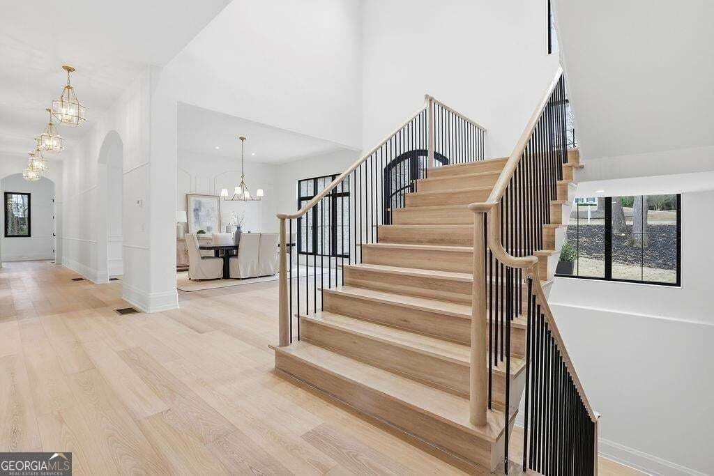 5 bedroom, 5.5 bathroom, 5,938 sq ft single family residence for sale at 115 Oak Leaf Trail, Milton, GA 30004 — photo 8