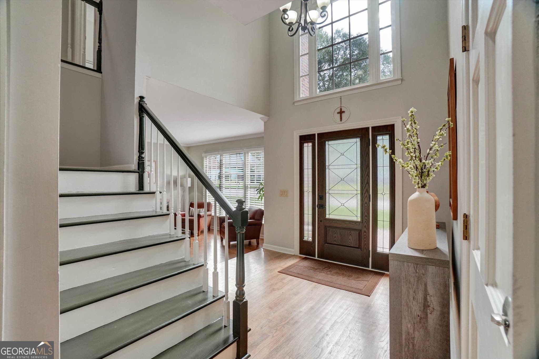 3 bedroom, 2.5 bathroom, 3,360 sq ft single family residence for sale at 115 Glen Holly Drive, Roswell, GA 30076 — photo 5