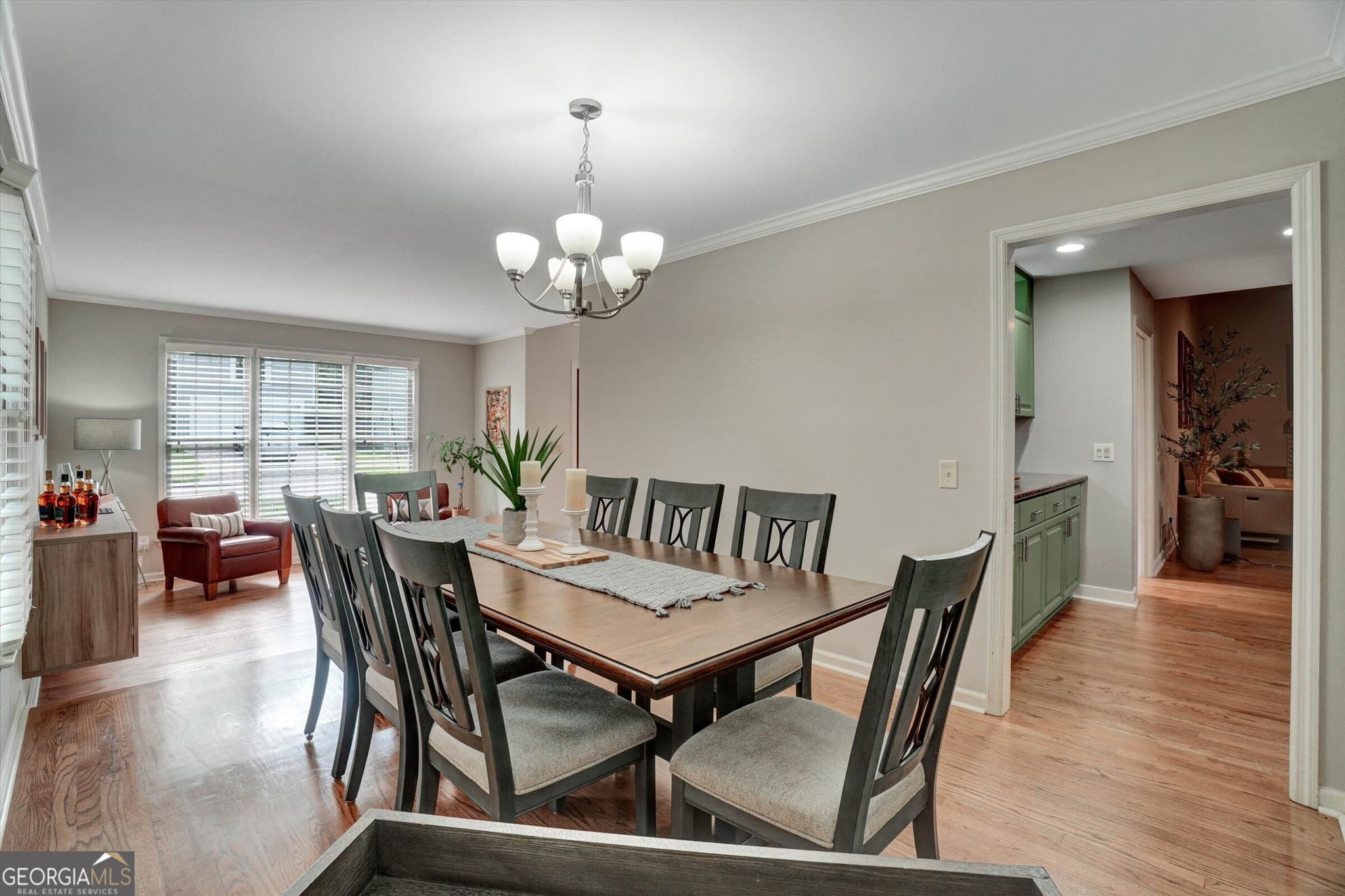3 bedroom, 2.5 bathroom, 3,360 sq ft single family residence for sale at 115 Glen Holly Drive, Roswell, GA 30076 — photo 9