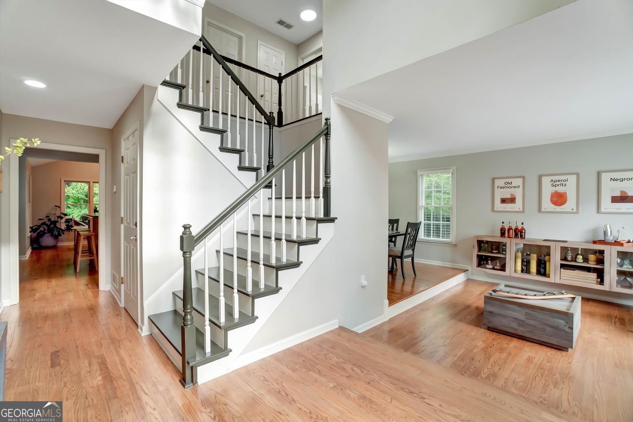 3 bedroom, 2.5 bathroom, 3,360 sq ft single family residence for sale at 115 Glen Holly Drive, Roswell, GA 30076 — photo 4