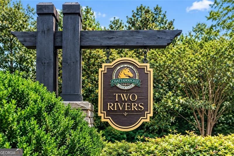 5 bedroom, 4.5 bathroom, 4,393 sq ft single family residence for sale at 3920 Little Falls Drive, Cumming, GA 30041 — photo 7