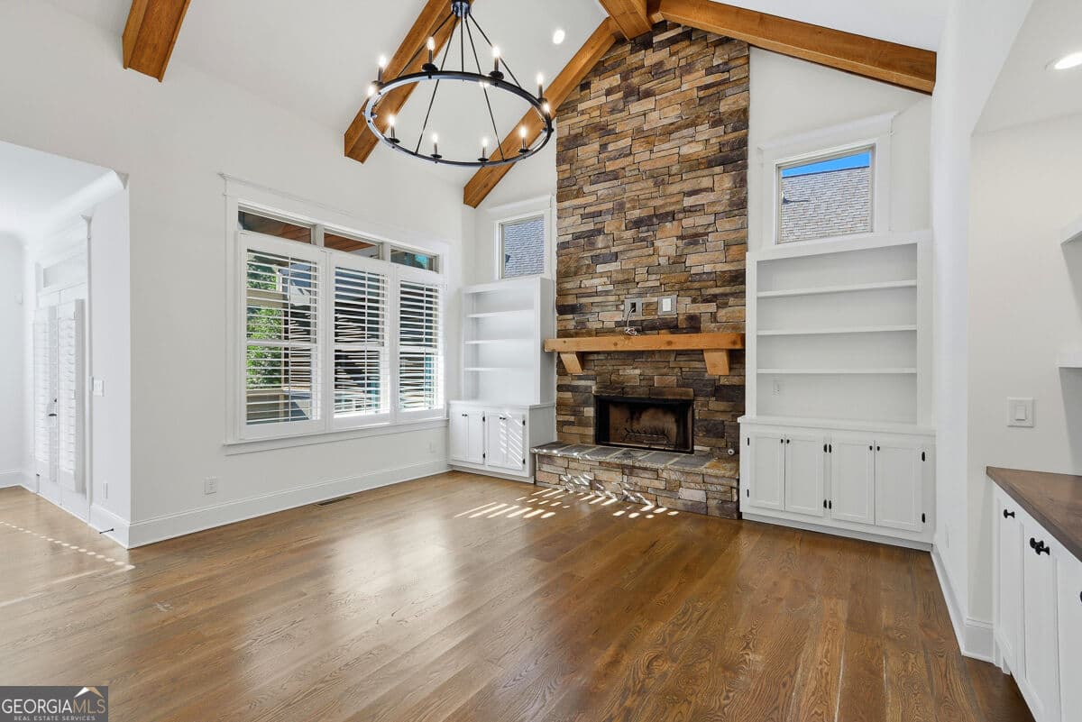 5 bedroom, 4 bathroom, 3,834 sq ft single family residence for sale at 6332 Granbury Walk, Acworth, GA 30101 — photo 7