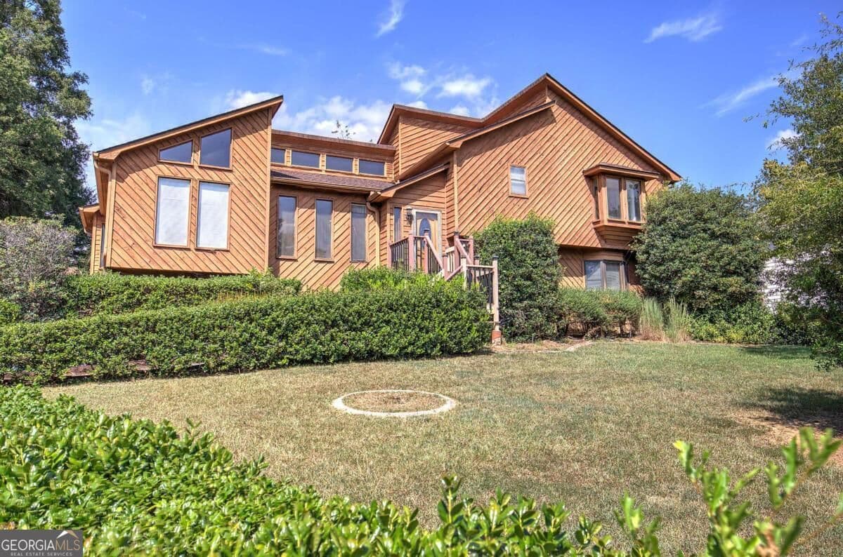 4 bedroom, 3 bathroom, 3,756 sq ft single family residence for sale at 18 Gentry Drive, Cartersville, GA 30120 — photo 1 of 41