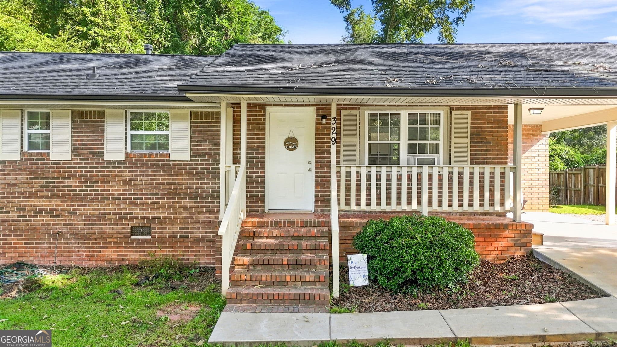 3 bedroom, 1.5 bathroom, 1,273 sq ft single family residence for sale at 329 Dale Drive, Griffin, GA 30223 — photo 3