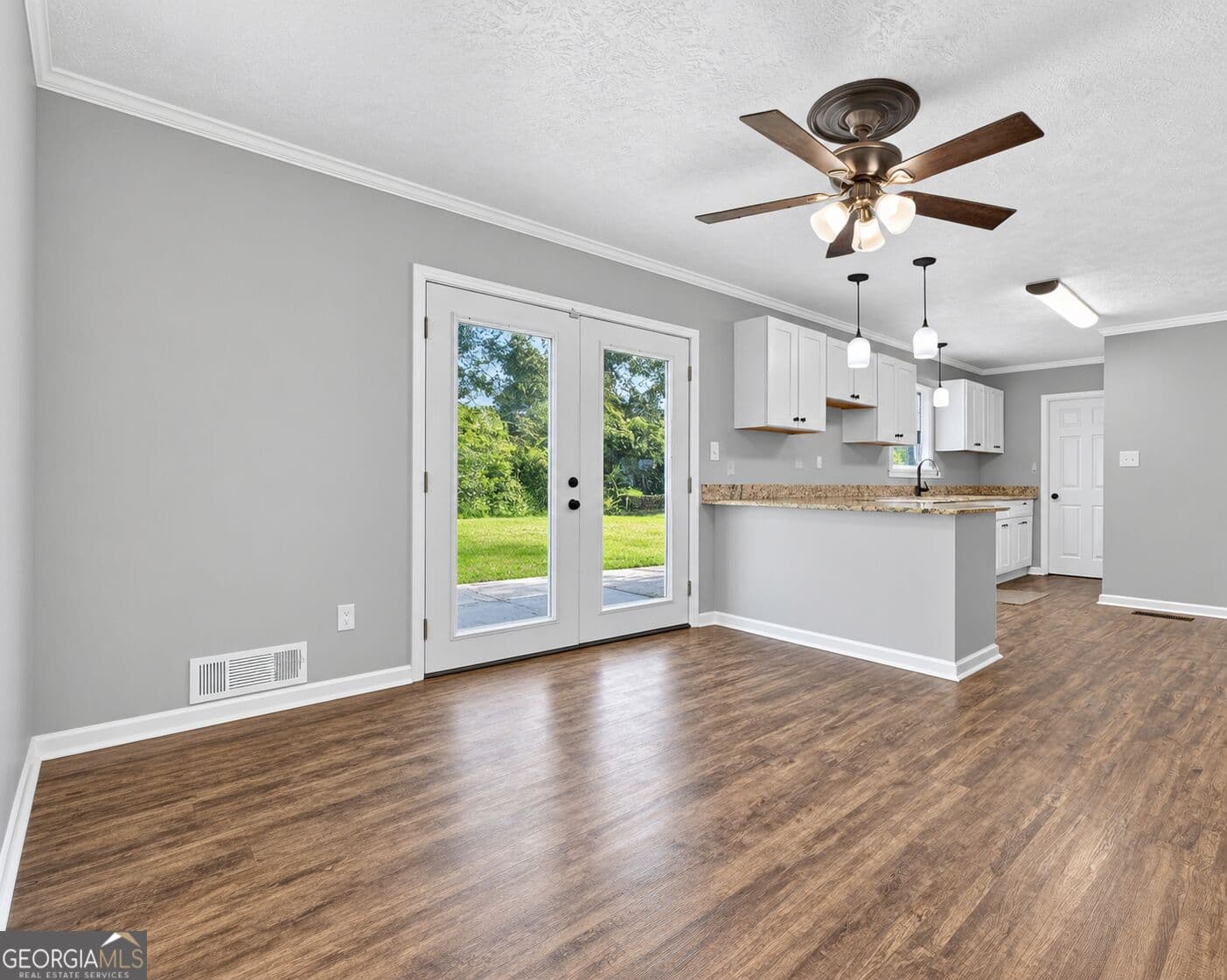 3 bedroom, 1.5 bathroom, 1,273 sq ft single family residence for sale at 329 Dale Drive, Griffin, GA 30223 — photo 8
