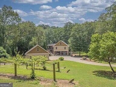4 bedroom, 2 bathroom, 3,015 sq ft single family residence for sale at 599 Meadow Brook Lane, Royston, GA 30662 — photo 2