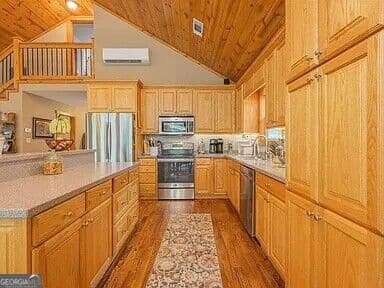 4 bedroom, 2 bathroom, 3,015 sq ft single family residence for sale at 599 Meadow Brook Lane, Royston, GA 30662 — photo 5