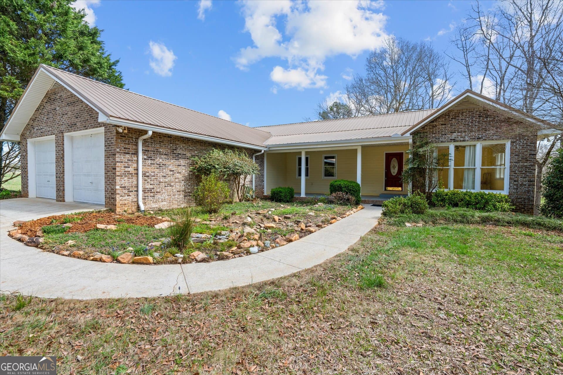 3 bedroom, 2.5 bathroom, 2,757 sq ft single family residence for sale at 1789 County Road 16, Raonoke, AL 36274 — photo 6