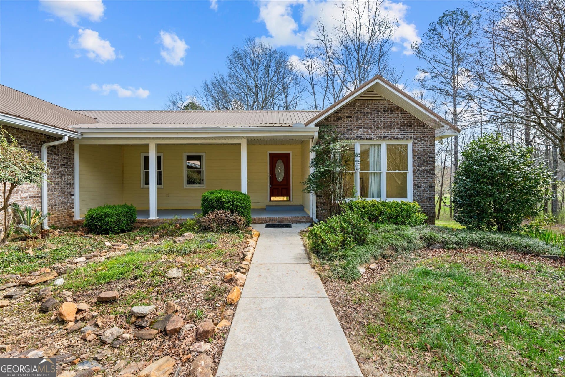 3 bedroom, 2.5 bathroom, 2,757 sq ft single family residence for sale at 1789 County Road 16, Raonoke, AL 36274 — photo 8