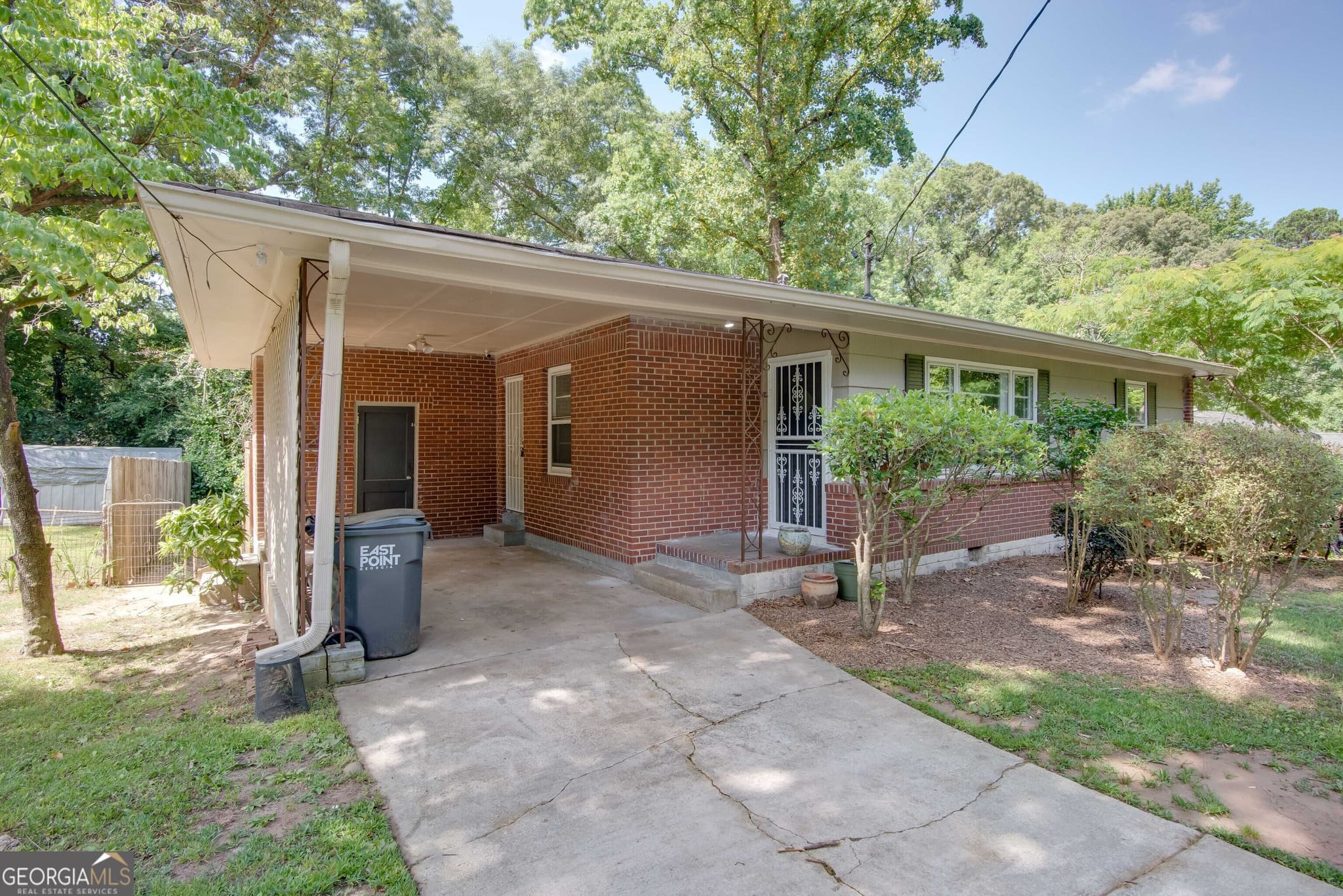 3 bedroom, 1 bathroom, 996 sq ft single family residence for rent at 2304 Bonner Road, East Point, GA 30344 for $1,565 a month — photo 2