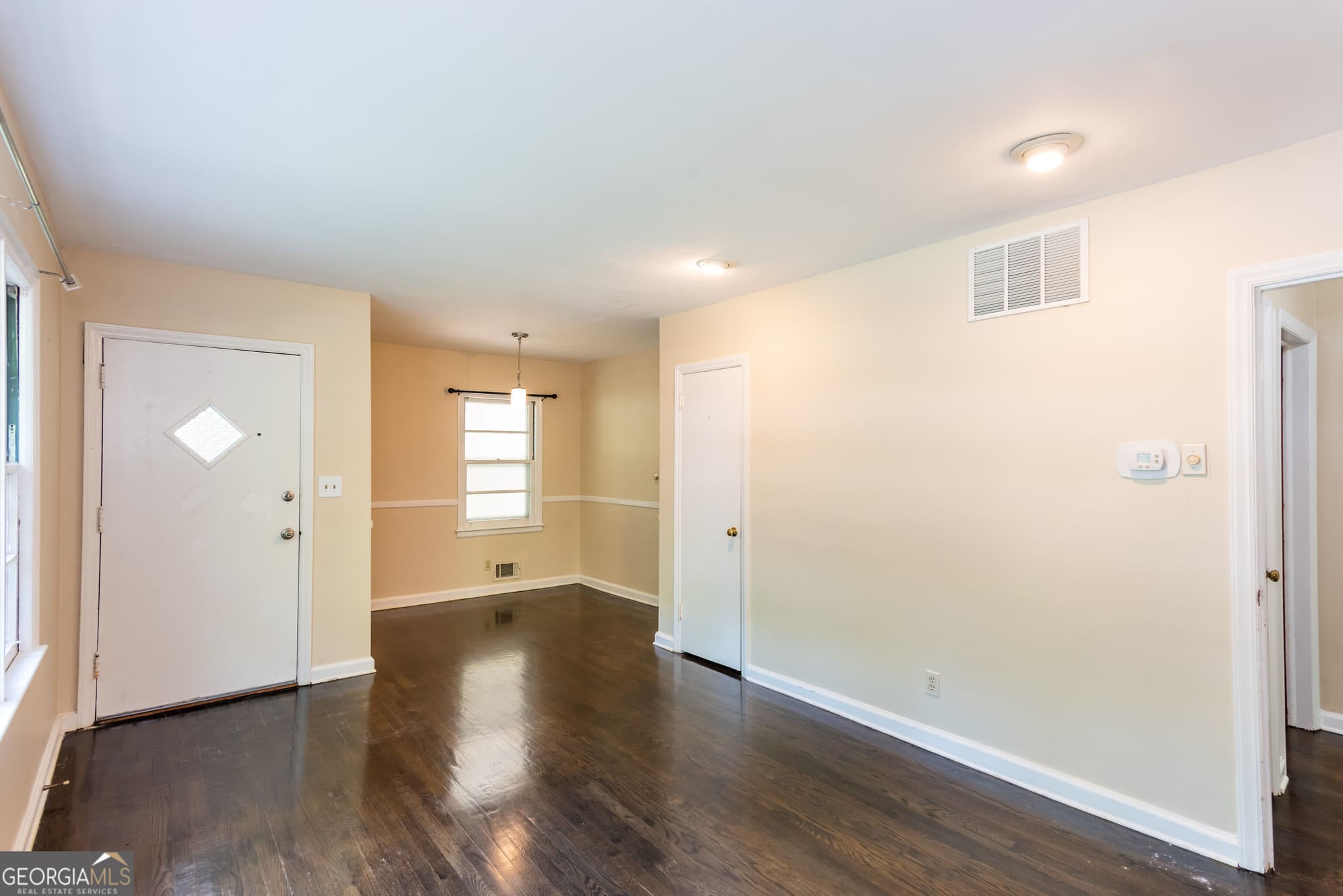 3 bedroom, 1 bathroom, 996 sq ft single family residence for rent at 2304 Bonner Road, East Point, GA 30344 for $1,565 a month — photo 6