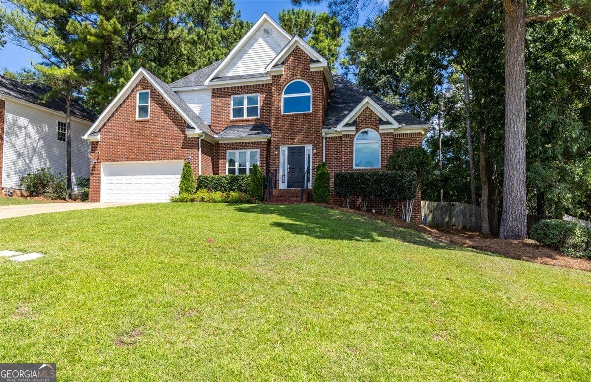 4 bedroom, 2.5 bathroom, 2,320 sq ft single family residence sold at 559 Edgefield Way, Macon, GA 31210