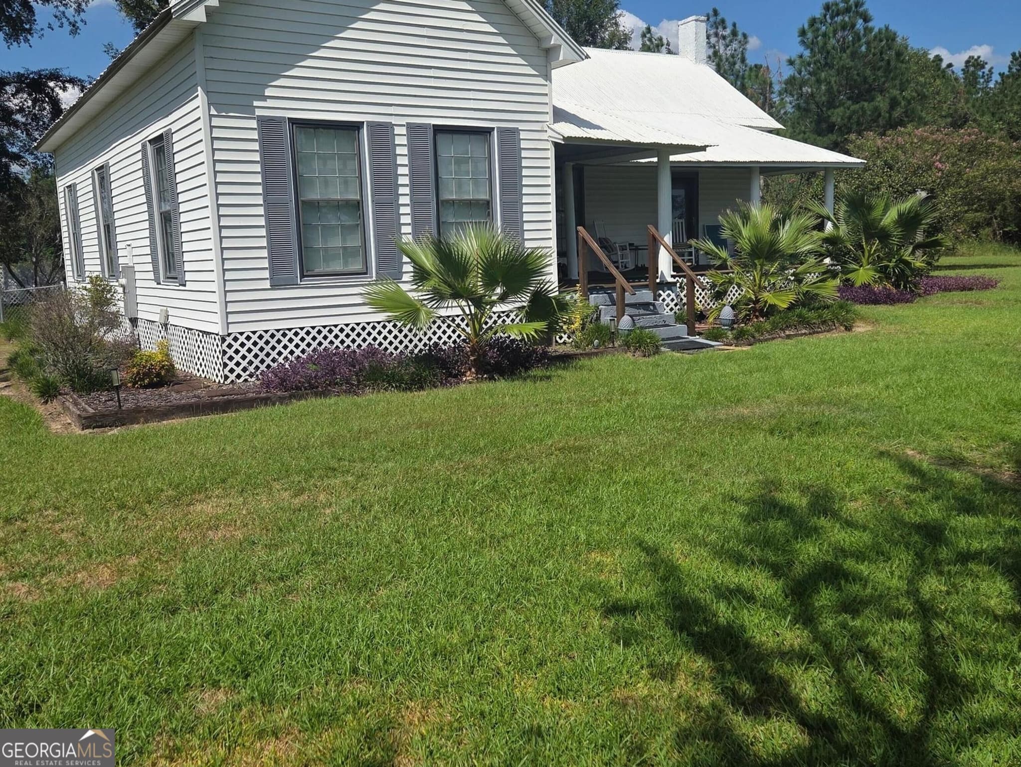 2 bedroom, 2 bathroom, 1,360 sq ft single family residence for sale at 981 Bells Ferry Road, Lumber City, GA 31549 — photo 2