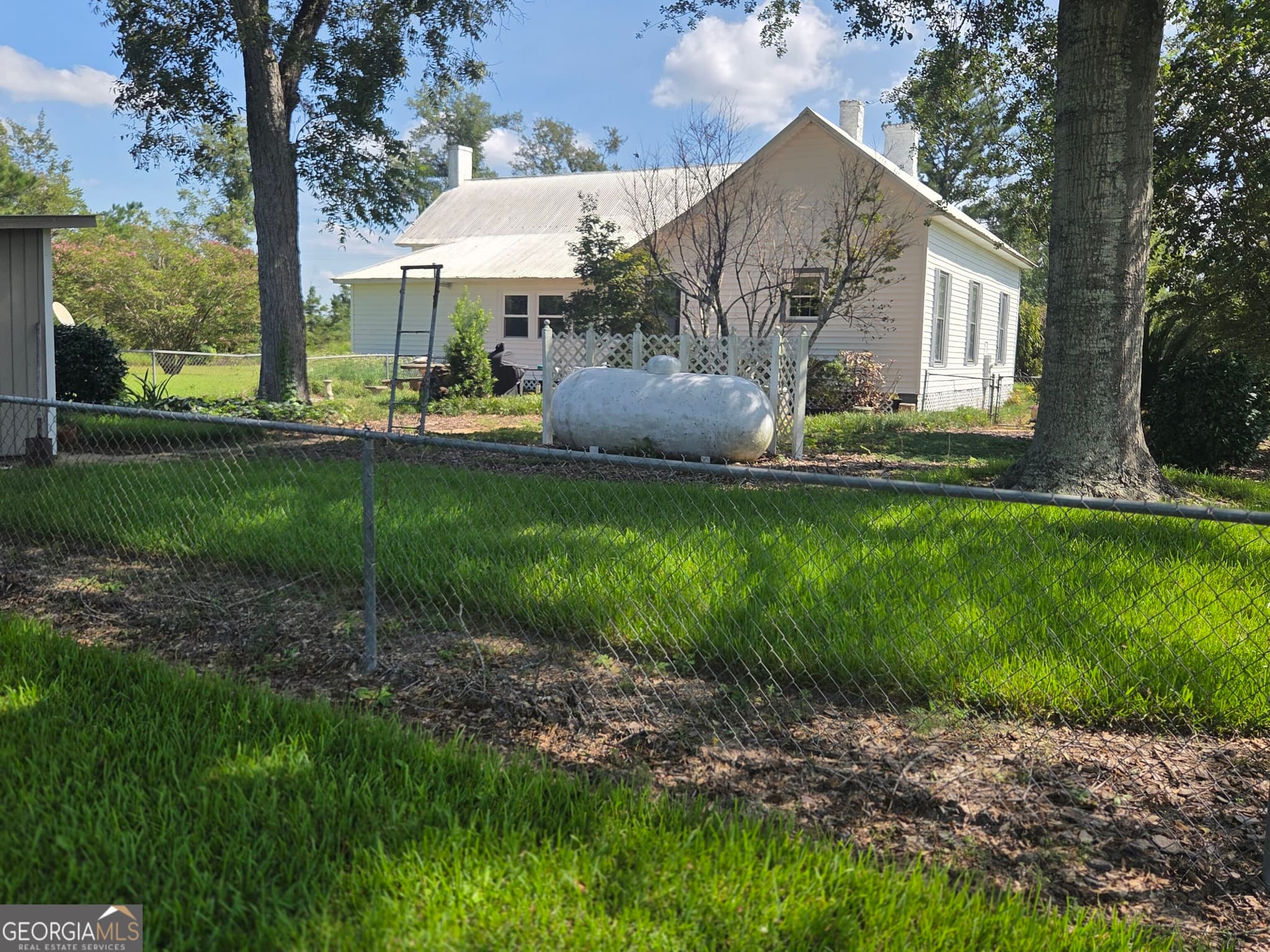 2 bedroom, 2 bathroom, 1,360 sq ft single family residence for sale at 981 Bells Ferry Road, Lumber City, GA 31549 — photo 4