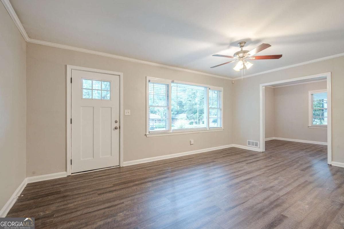 3 bedroom, 1 bathroom, 1,218 sq ft single family residence for sale at 2450 Springdale Road, Atlanta, GA 30315 — photo 9