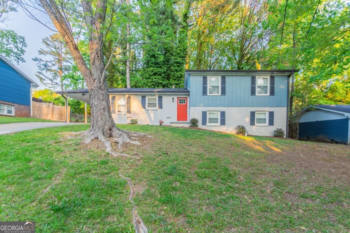 4 bedroom, 2 bathroom, 1,683 sq ft single family residence sold at 2046 Copperfield Circle, Decatur, GA 30035