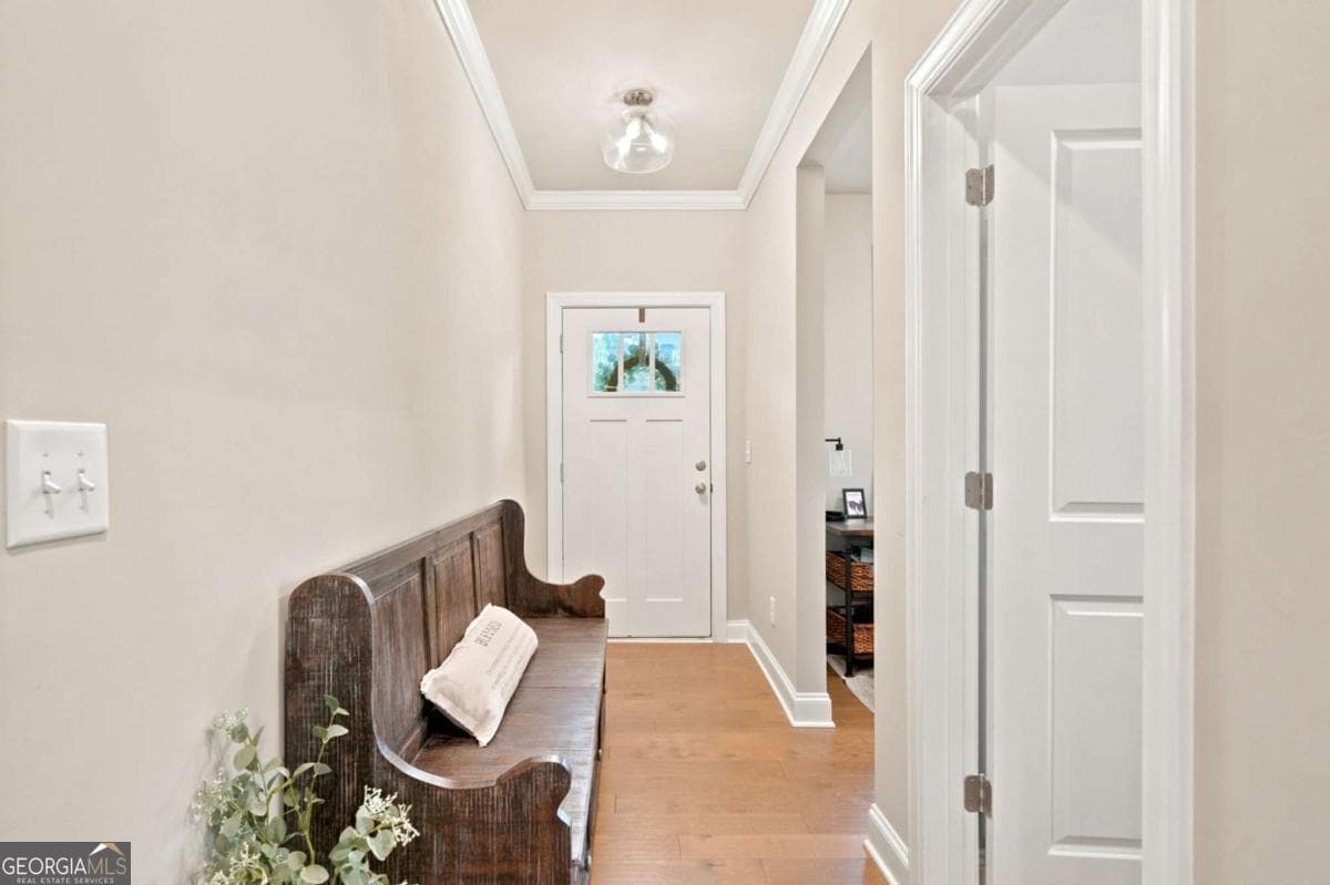 3 bedroom, 2.5 bathroom, 1,939 sq ft townhouse for sale at 217 Lakeside Place, Canton, GA 30114 — photo 4