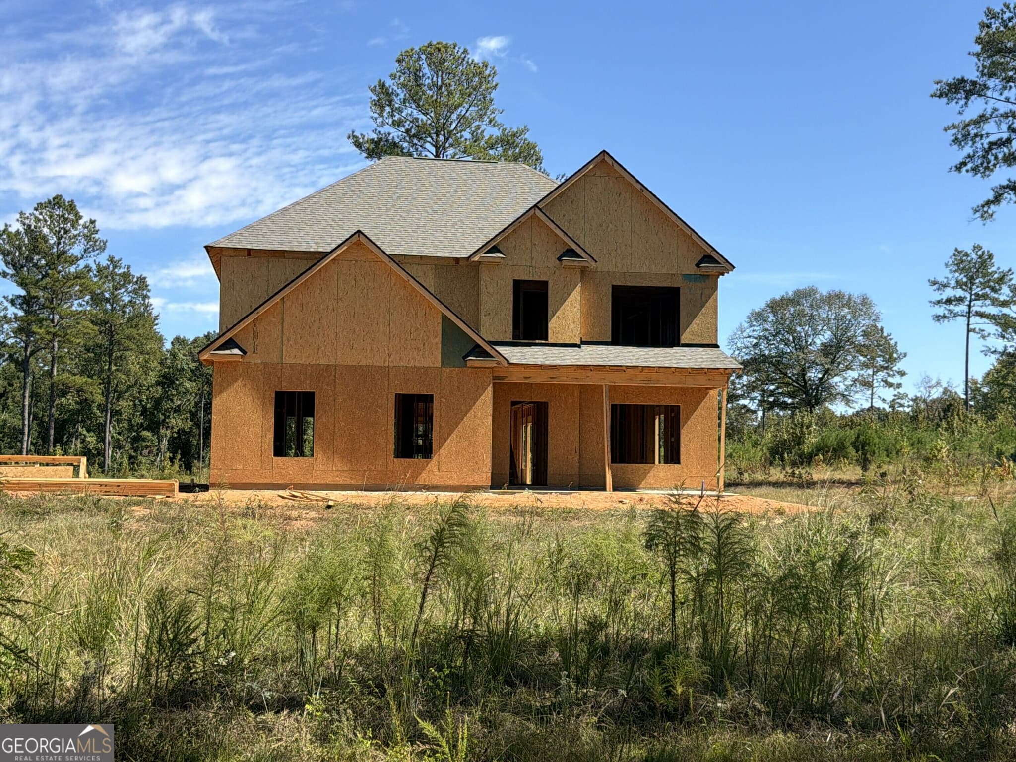 5 bedroom, 3 bathroom, 2,792 sq ft single family residence for sale at 693 Giles, Forsyth, GA 31029