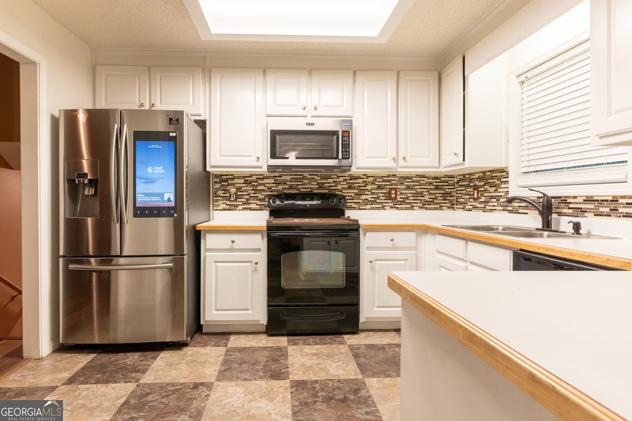 4 bedroom, 3 bathroom, 2,971 sq ft single family residence for sale at 155 River Forest Drive, Milledgeville, GA 31061 — photo 6