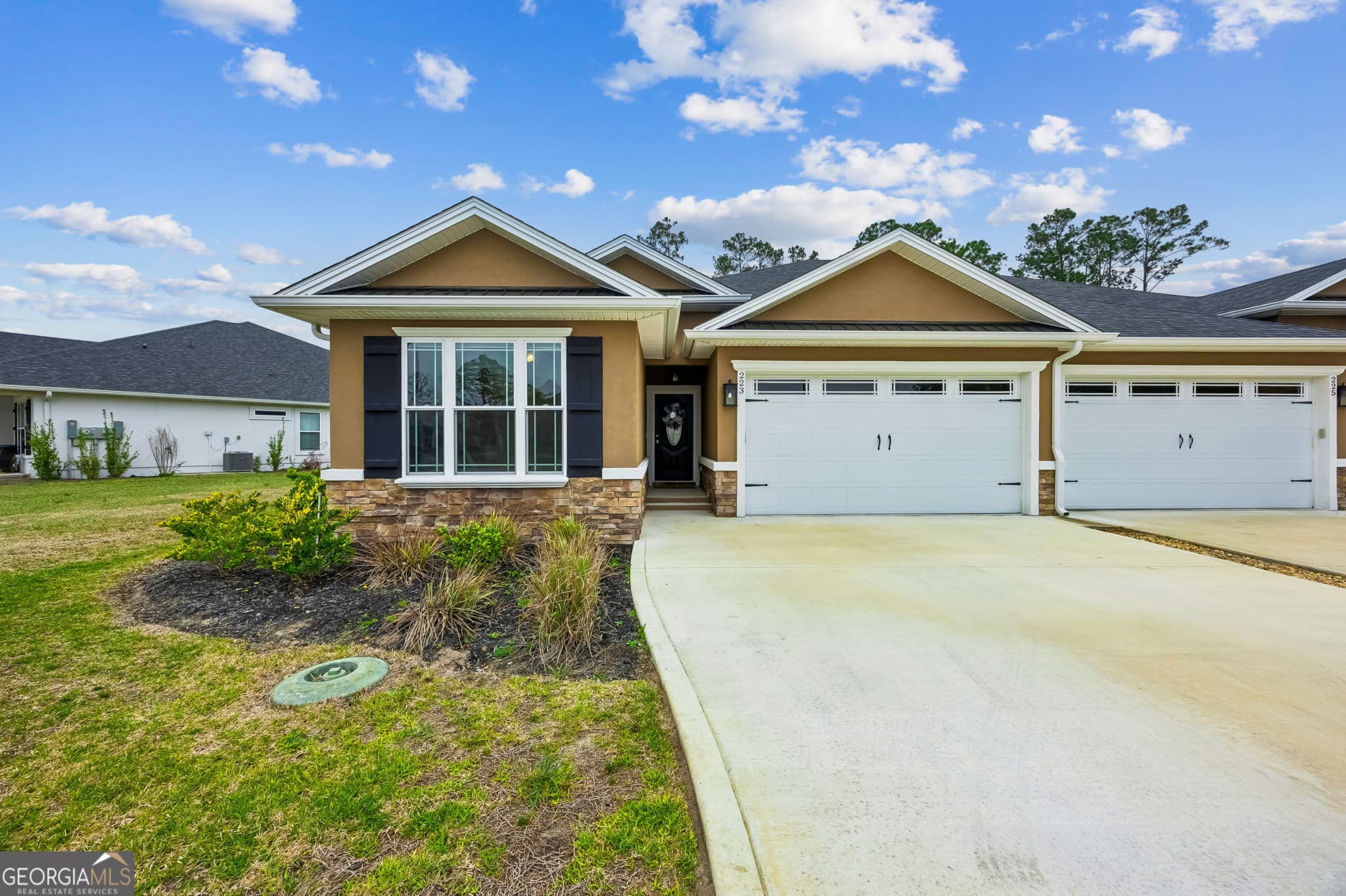 3 bedroom, 2 bathroom, 1,873 sq ft single family residence for sale at 223 Ryan Nicholas Drive, Kingsland, GA 31548 — photo 1 of 63